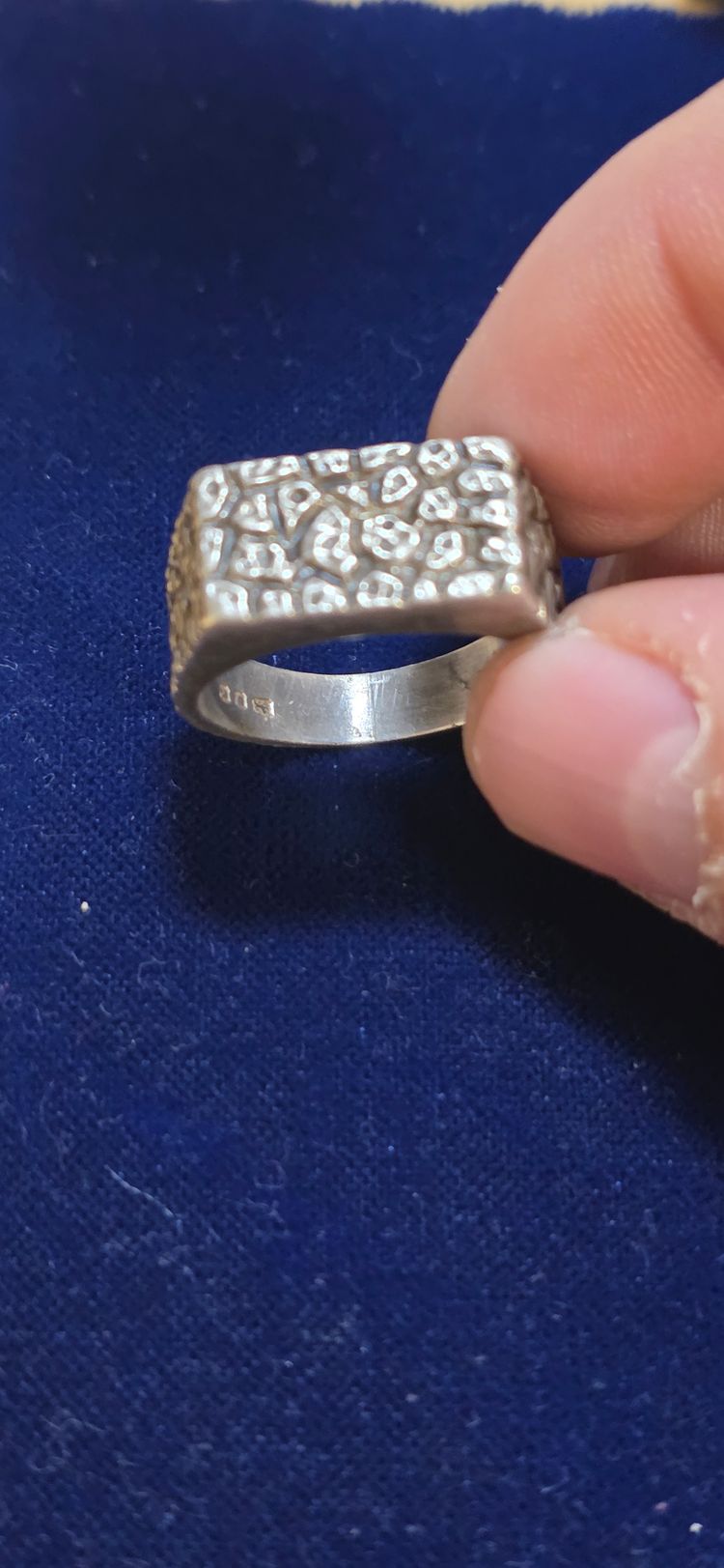 925 sterling Silver Textured Ring size U image 1