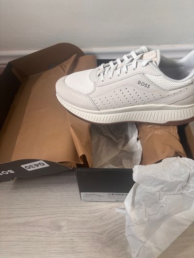 Hugo Boss White dressy trainer FULL BOX UK6