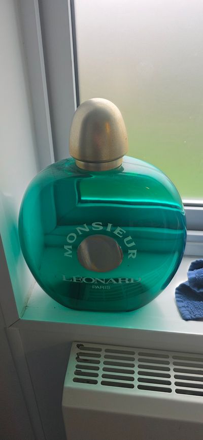 Monsieur Leonard Paris Bottle Ex shop display