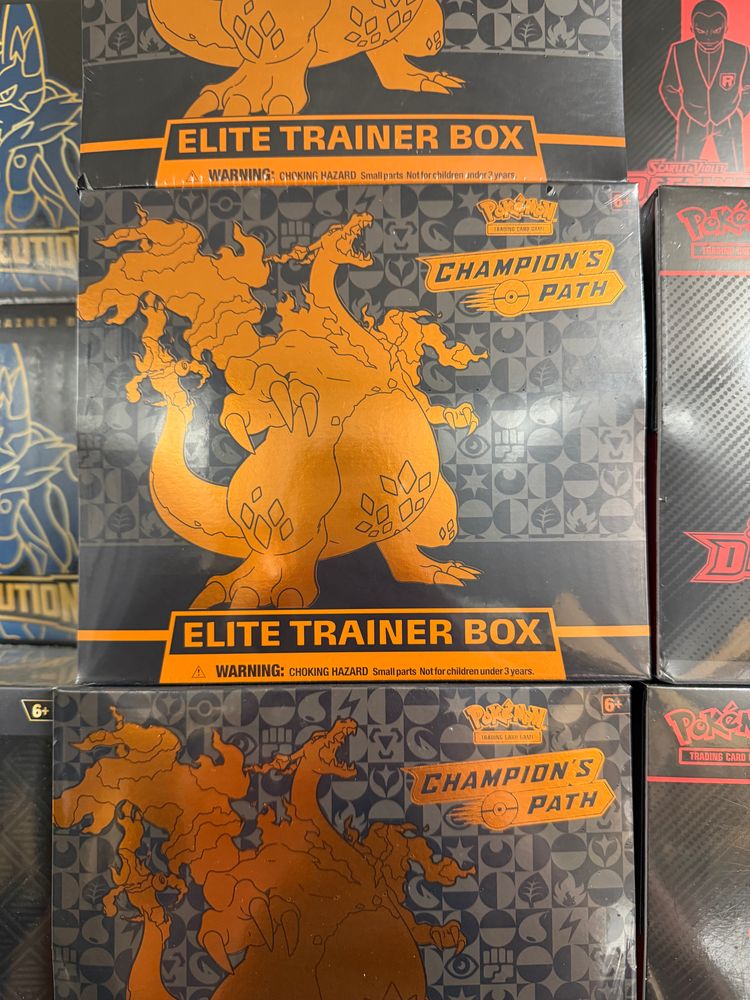Pokémon Elite Trainer Box Champion'S Path
