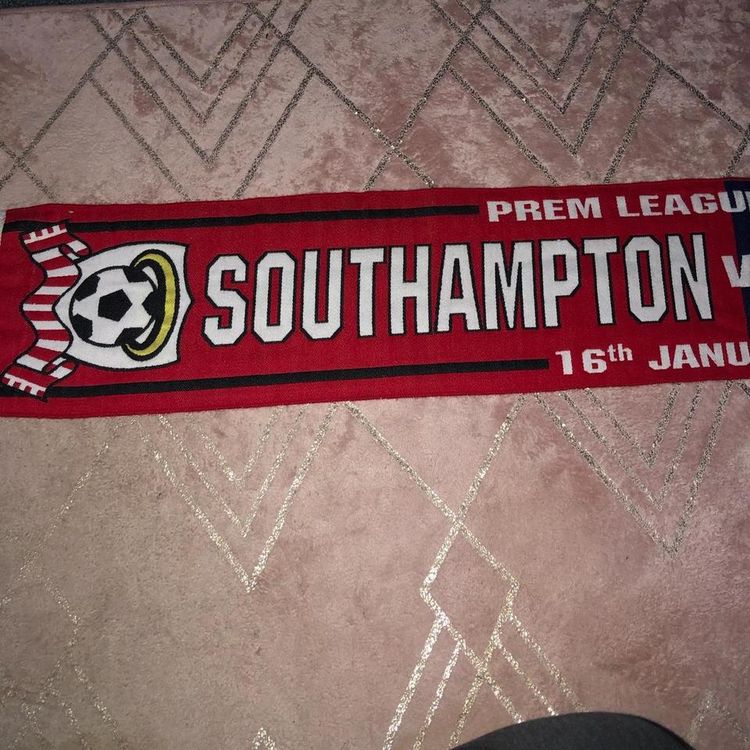 Southampton vs West Brom 2015/16 half & half scarf 2
