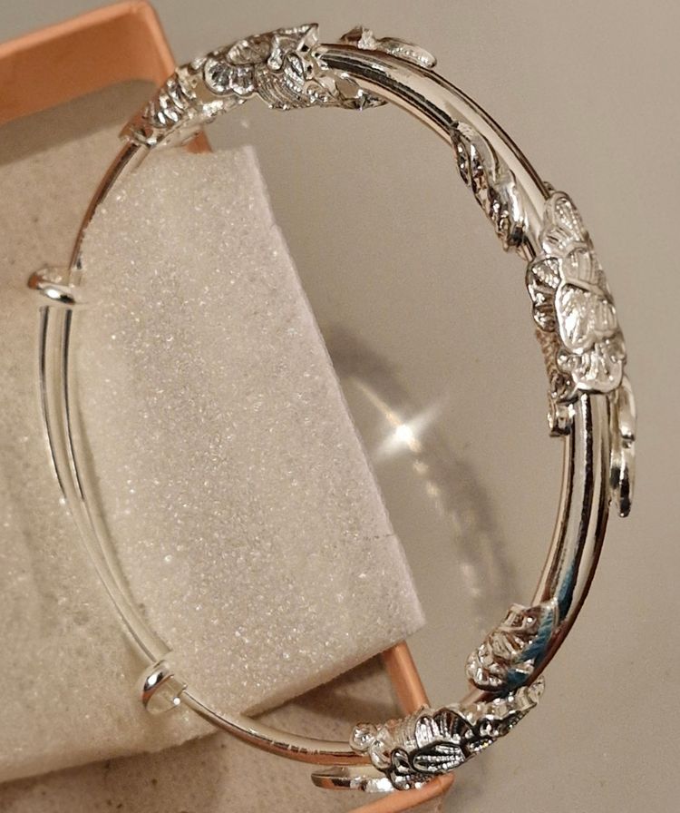 925 Silver Bracelet Bangle Love Charm Ladies Jewellery Very Good For Gift  image 2