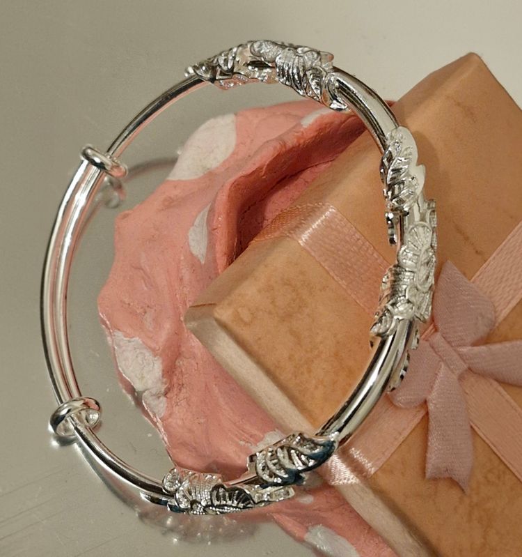 925 Silver Bracelet Bangle Love Charm Ladies Jewellery Very Good For Gift 