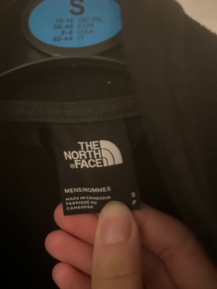 The North Face Men'S Black Fleece Pullover image 2
