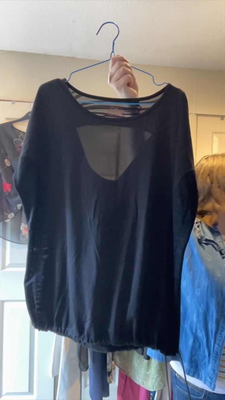 Other Nx cutout active wear top size 12  product image