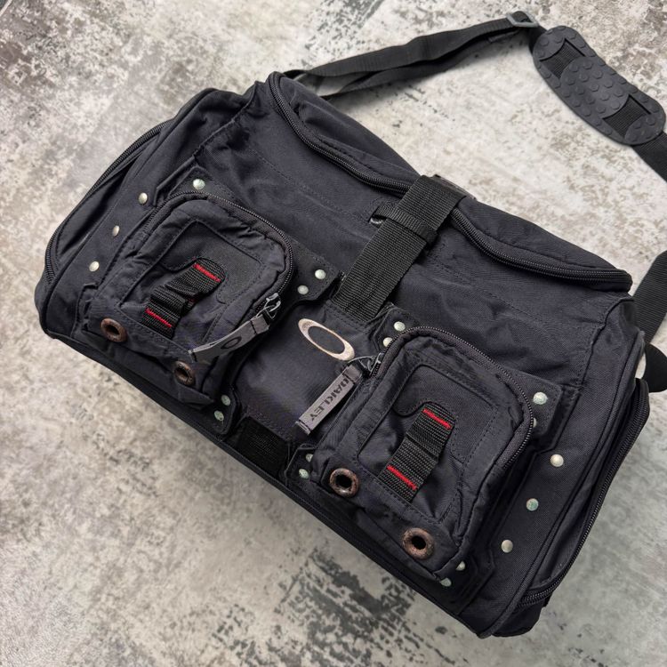 Vintage Oakley Tactical Duffle Bag image 6