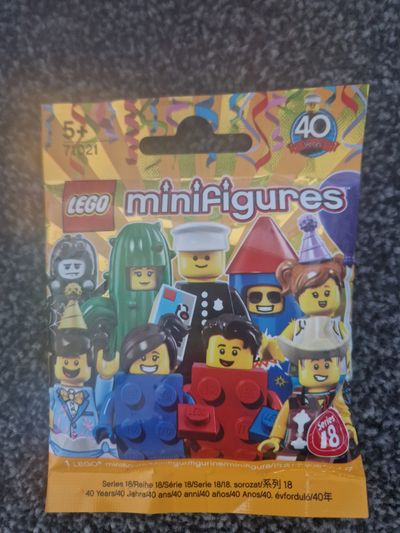 Lego series 18 cmf 71021