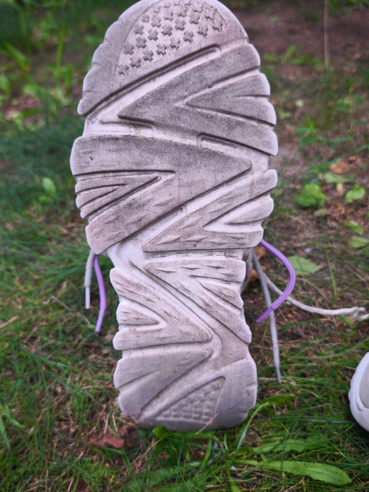 Togoshi Sneakers image 9