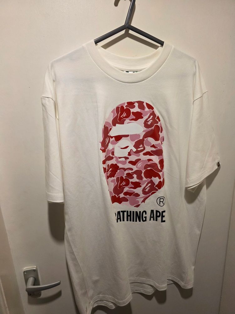 A Bathing Ape White T-Shirt With Red Camo Ape Logo image 1