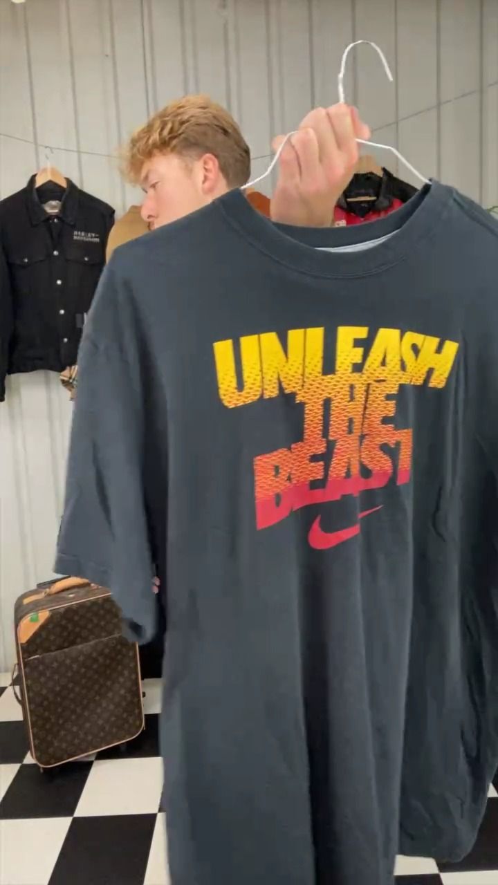 Nike xl nike tee product image