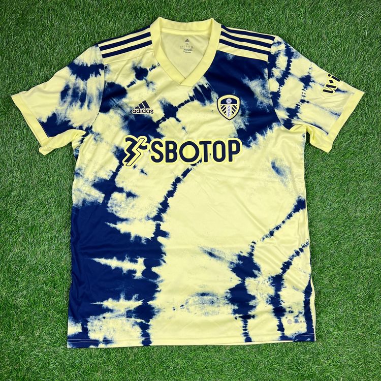 Adidas Leeds United 2022/2023 away football shirt- adidas- size XL  product image