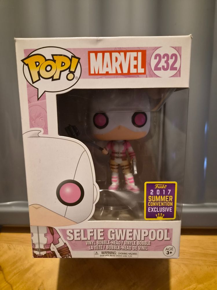 Funko Pop! Marvel Selfie Gwenpool Vinyl Bobble-Head product image