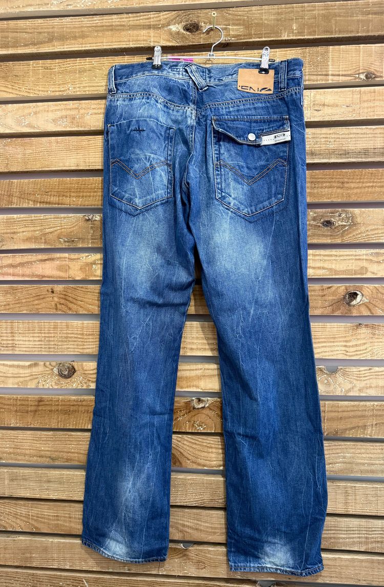 Vintage Y2K Energie stonewash jeans. Waist: 34” Leg: 34”