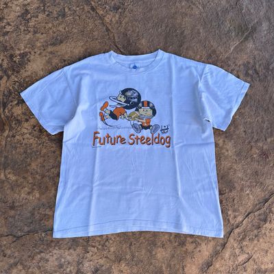 Graphic T-Shirt 90s Future Steeldog