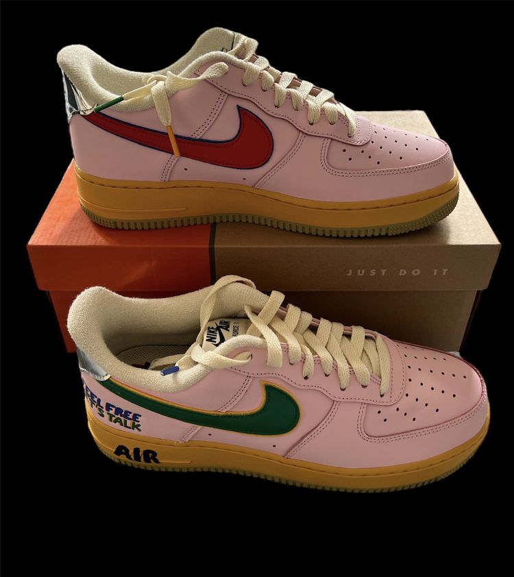 Nike 'Feel Free, Lets Talk, size 8. 3