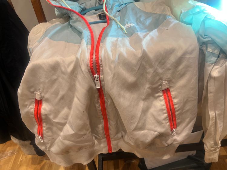 Nike Jacket zip up hood 2