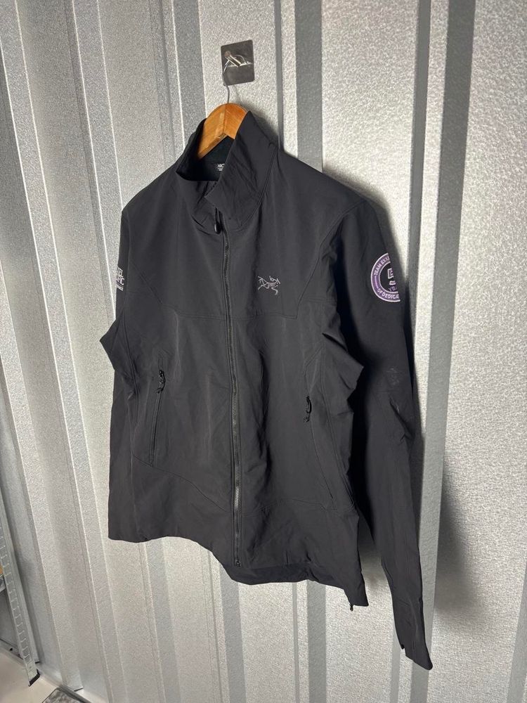 Arc'Teryx Black Jacket