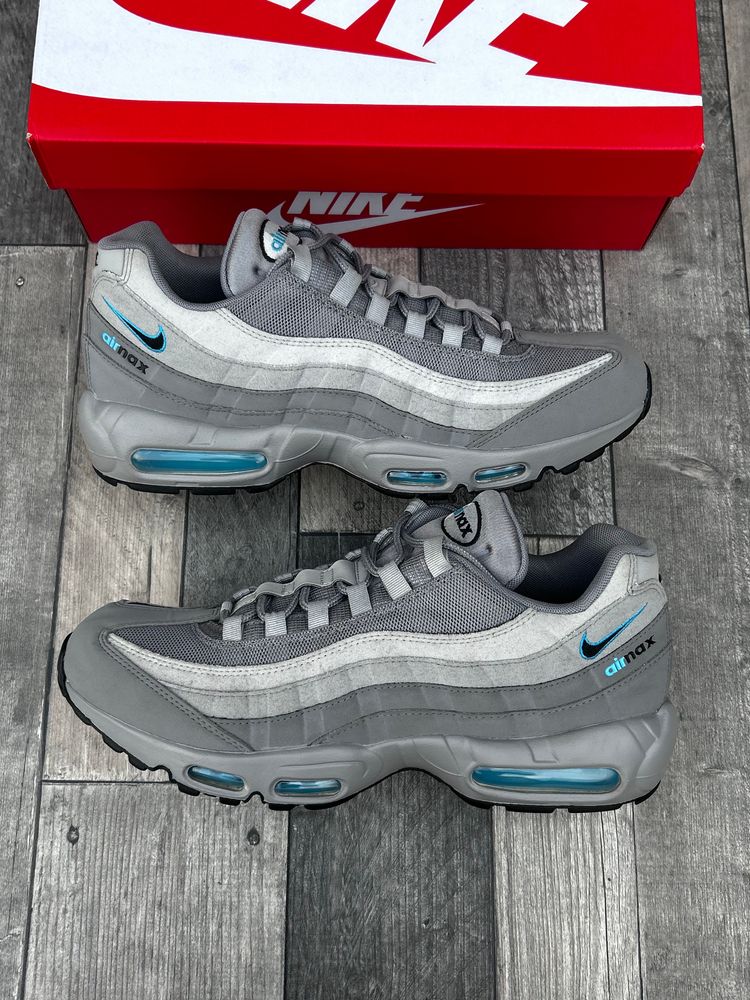 Nike Air Max 95 Retro Logo Trainers - ‘Grey Aqua Blue’ - Size UK 11 ( Pre-Loved ) image 2