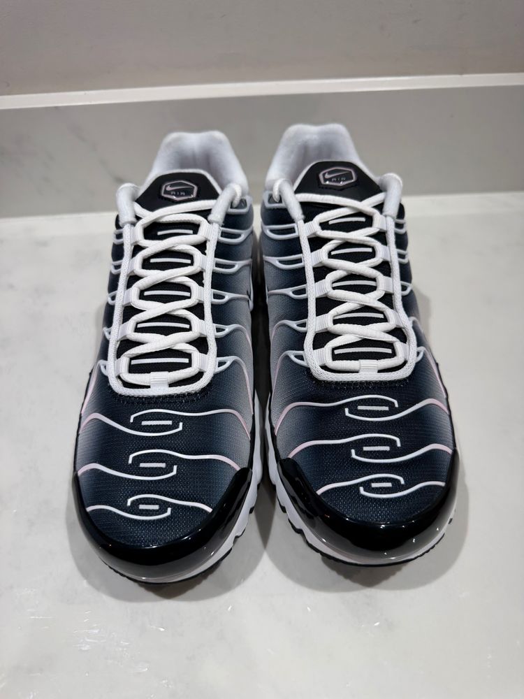 Nike Air Max Plus Sneakers 4