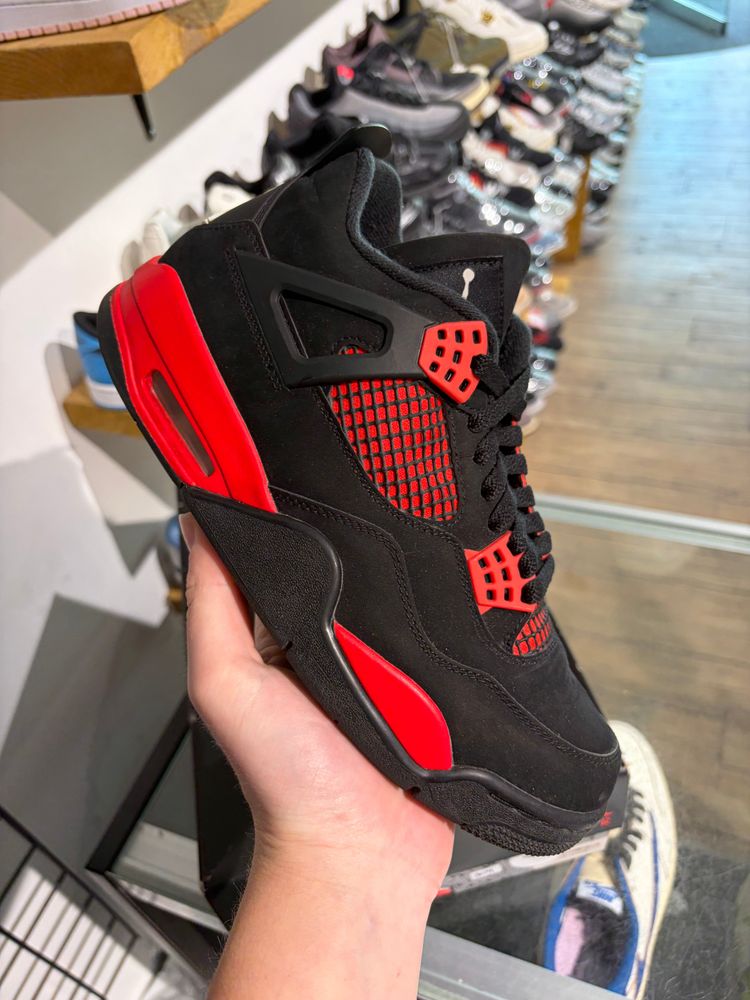 Jordan 4 Red Thunder UK 7.5 image 7