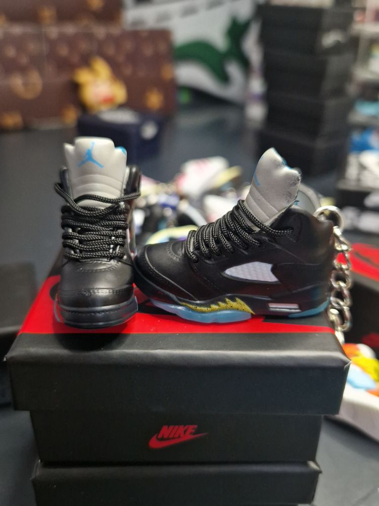 Nike Air Jordan 5 Black Sneakers Keychain