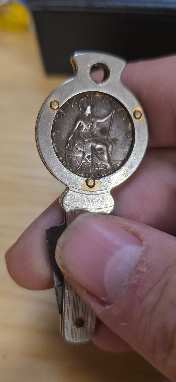 Coin Holder Keychain 4