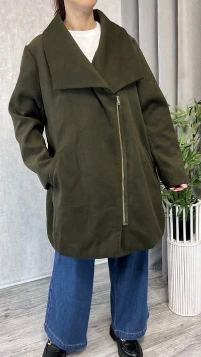 Płaszcz flauszowy z kołnierzem i zamkiem khaki rozmiar 54 plus size 1