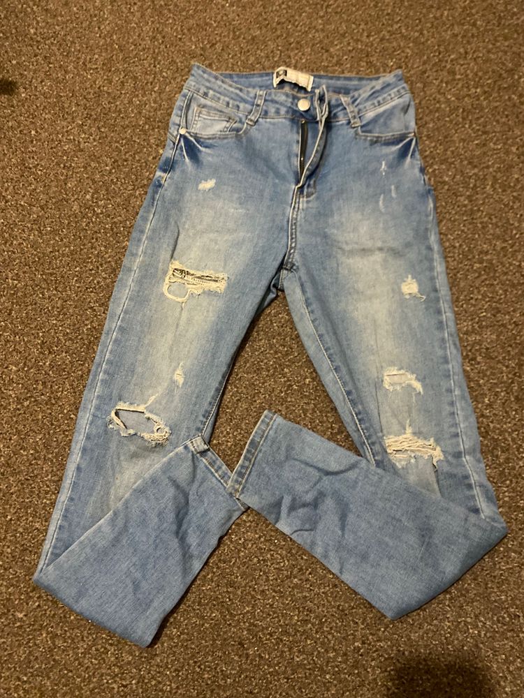 Light Blue Distressed Jeans 6
