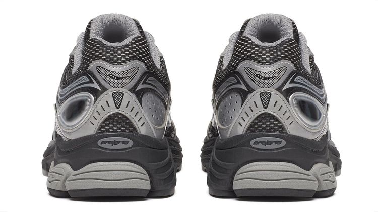 Saucony ProGrid Omni 9 'Black silver' 2