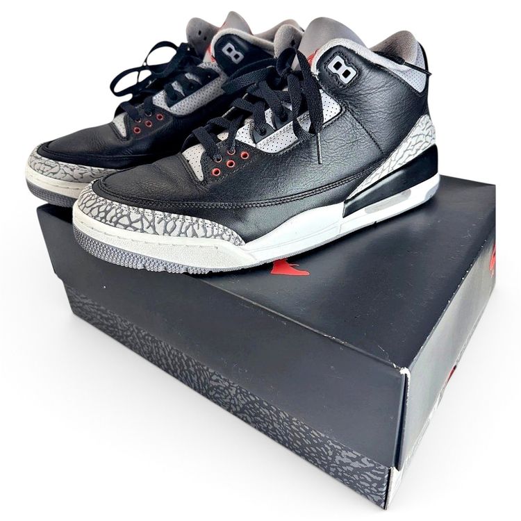 Air Jordan 3 Retro 'Black Cement' high-top sneakers (colorway black, fire red image 1