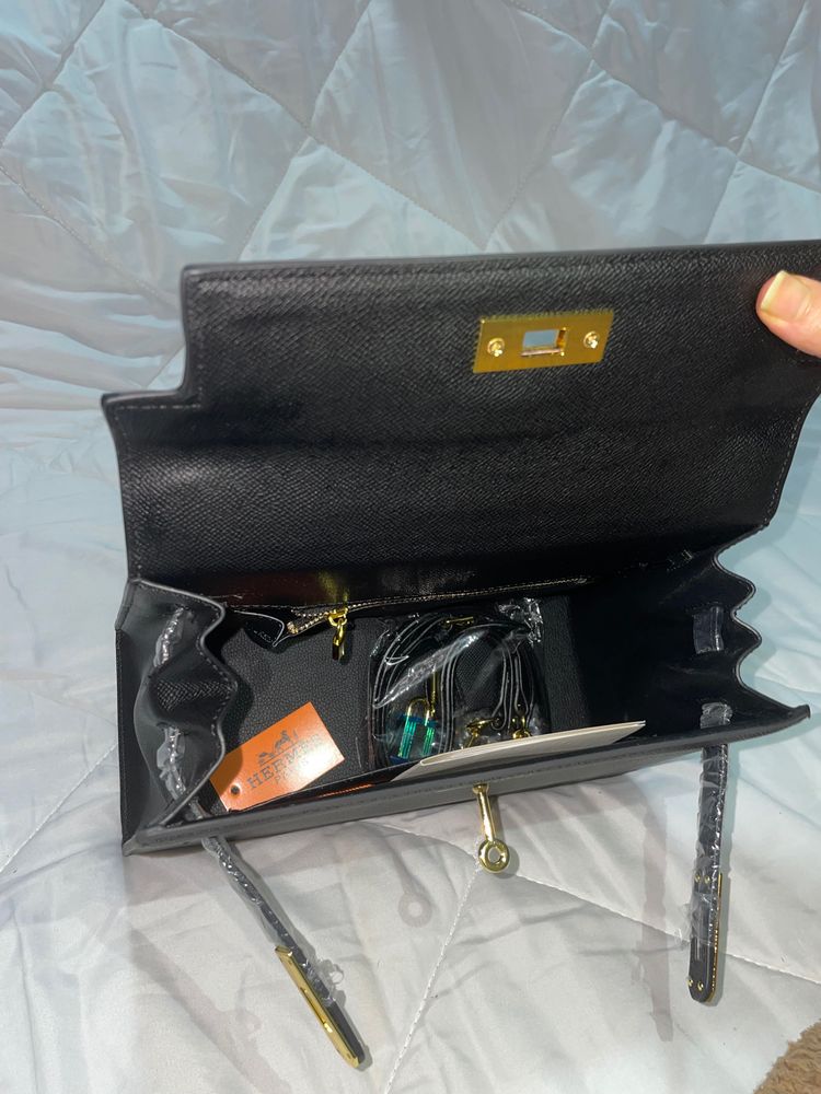 Black Structured Handbag With Gold Hardware 4