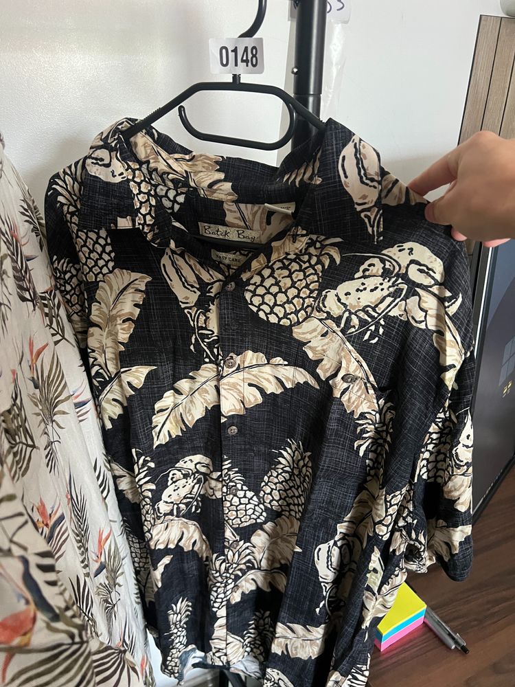 Batik Bay Batik Bay Black Shirt With Beige Tropical Print product image