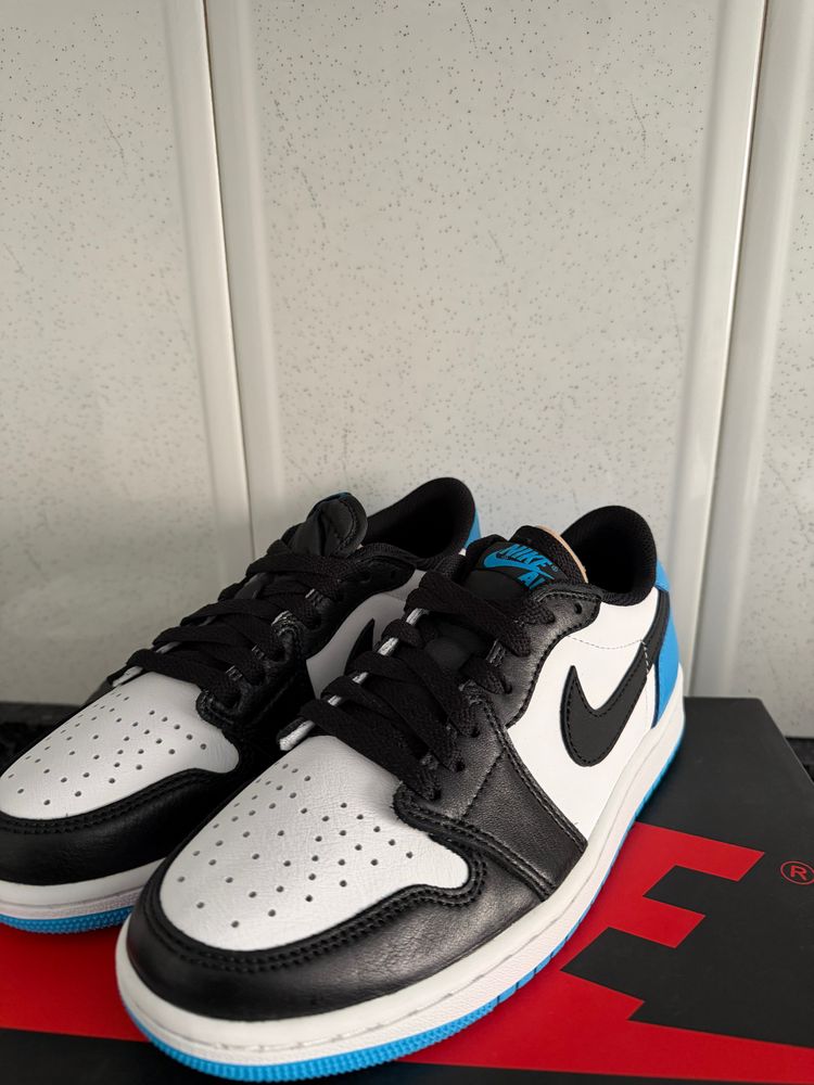 Air Jordan 1 Retro Low OG Black image 4