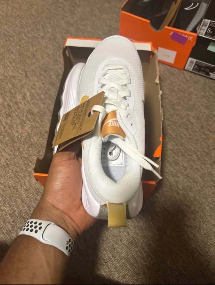 Nike white and yellow sneakers