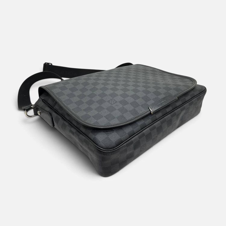Daniel borsa messenger Damier image 9