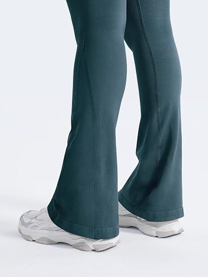 Immagine di Teal Flared Leggings 1
