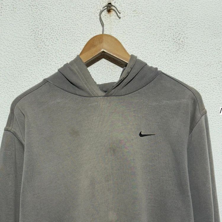 Immagine di Vintage y2k Grey Nike Hoodie - Small 7