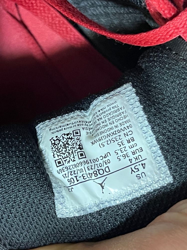 Immagine di Nike Air Jordan 1 Mid Sneakers 2