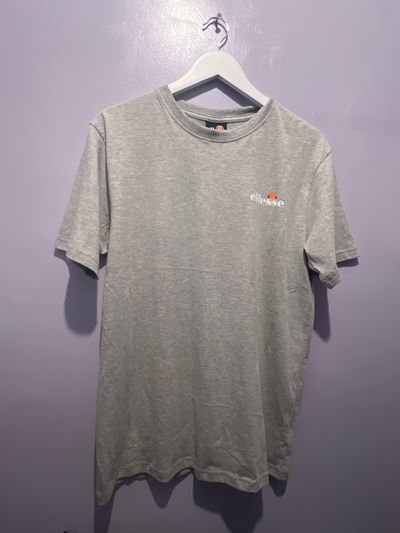 ELLESSE BRAND NEW WITH TAG TINY FLAW ON COLLAR