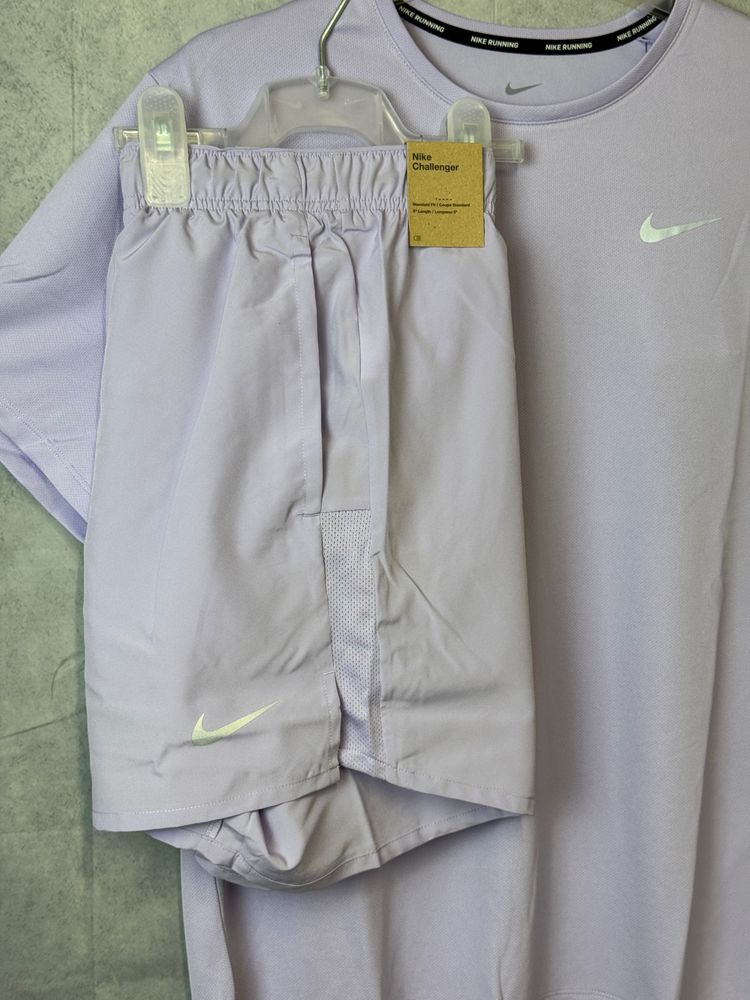 Nike Running T-shirt and Shorts Set image 4