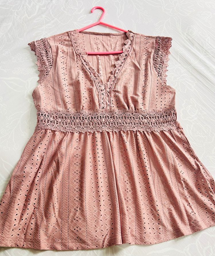 Pink Eyelet Lace Trim Sleeveless Top 4