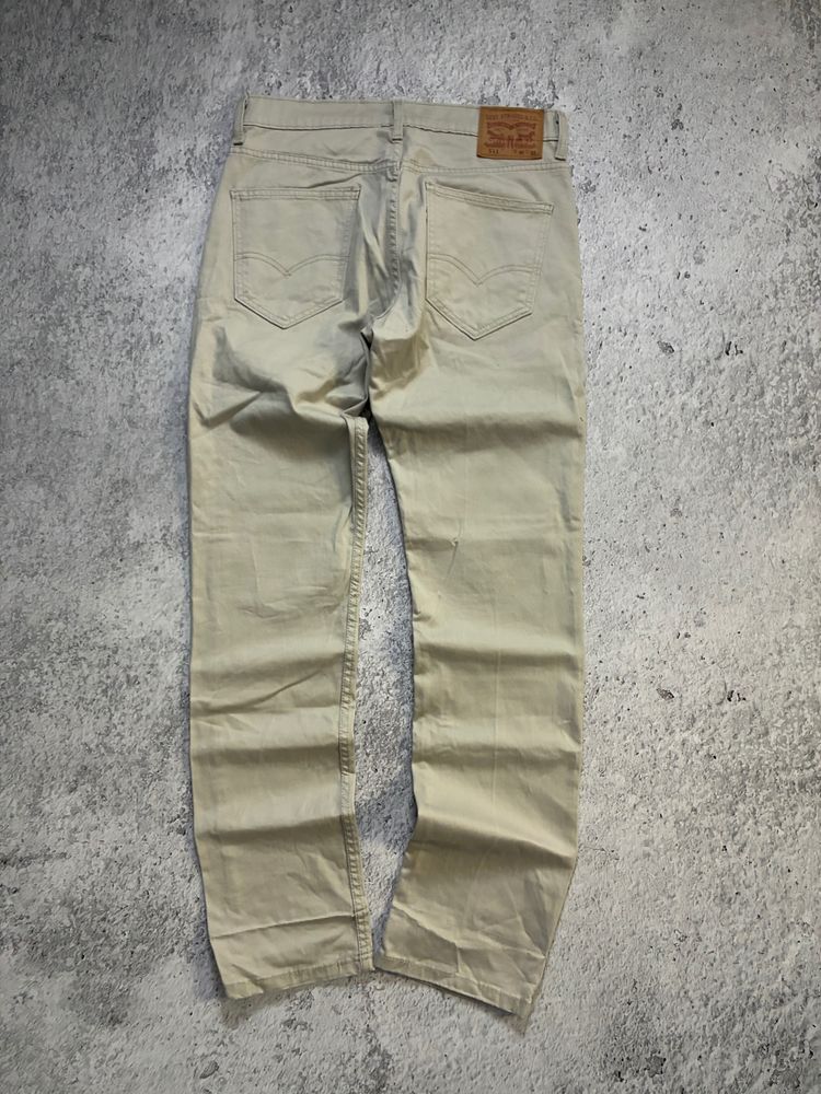 Levis Beige Jeans
