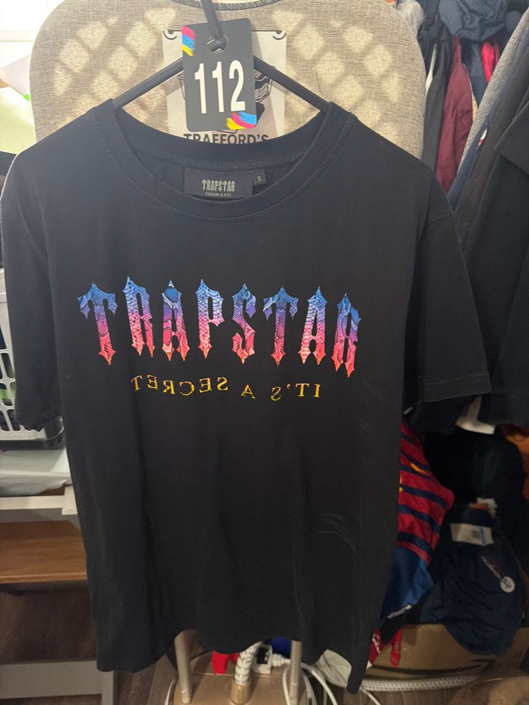 112 - Trapstar  Black Graphic T-Shirt