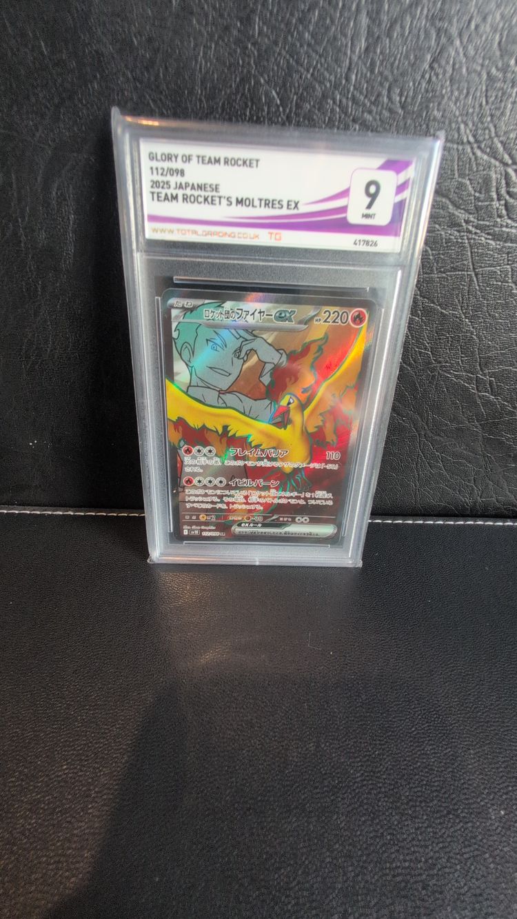 Team Rocket'S Moltres Ex Trading Card