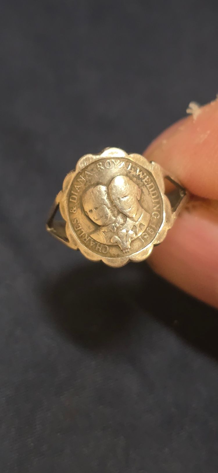 925 sterling silver Commemorative Ring size J extremely rare  image 6