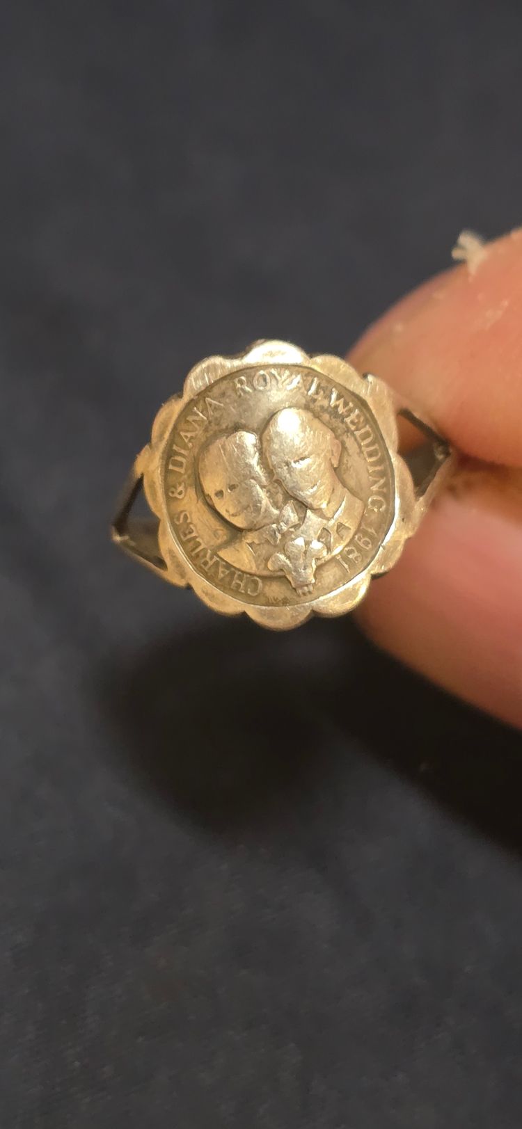 925 sterling silver Commemorative Ring size J extremely rare  image 5