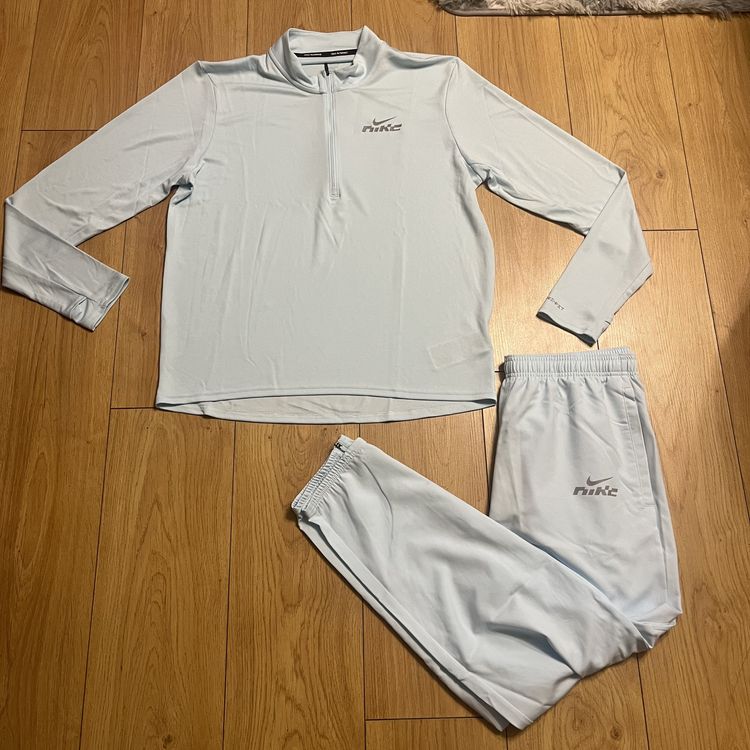Nike BNWB Nike Pacer Flash Dri Fit Running Tracksuit 2 Piece Set,  Glacier Blue product image