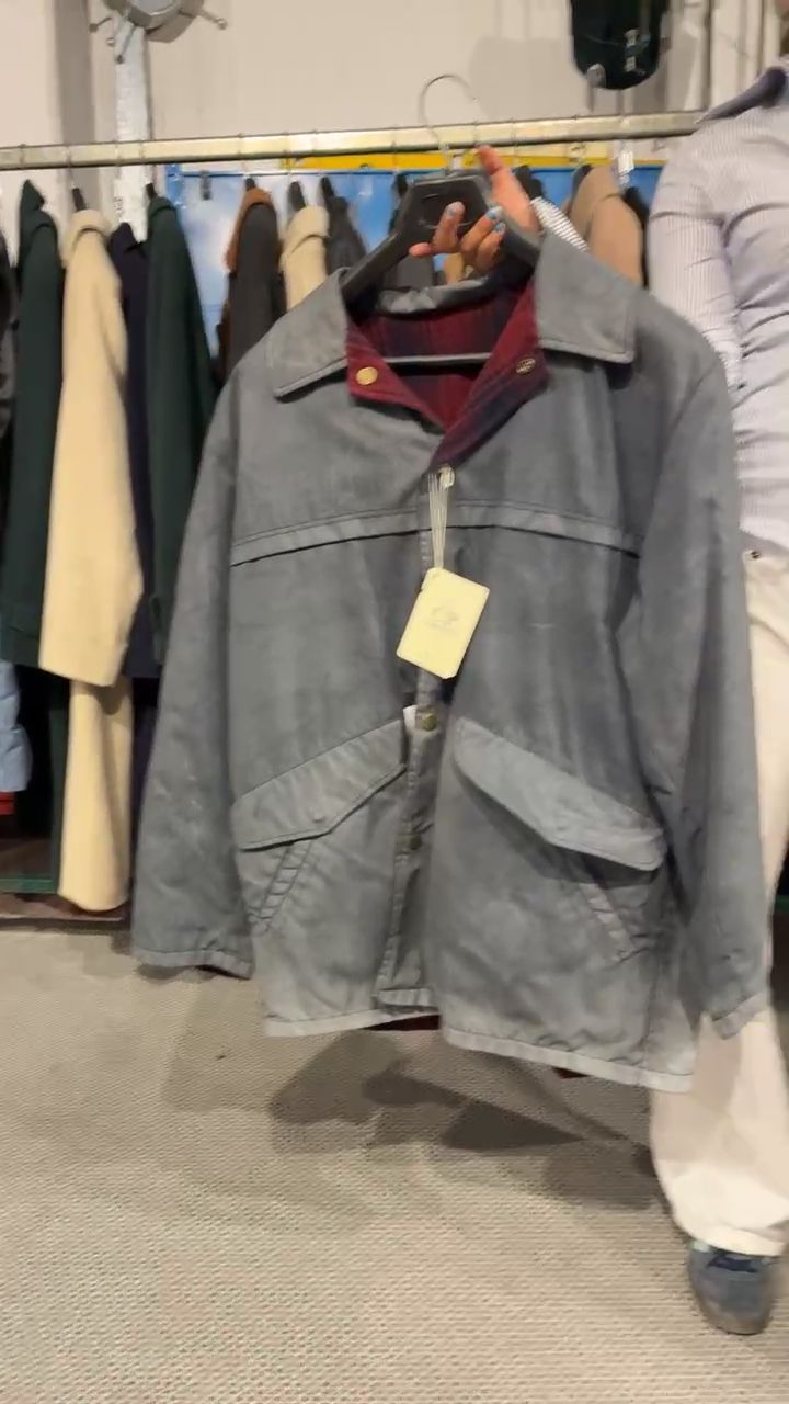 Jacket image 1
