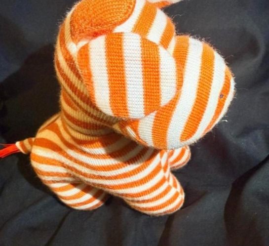 Immagine di Striped Stuffed Animal Toy 3