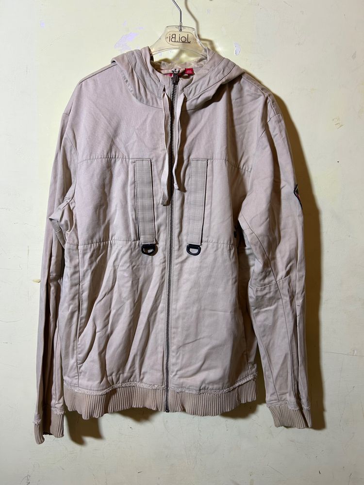 TOMMY  9